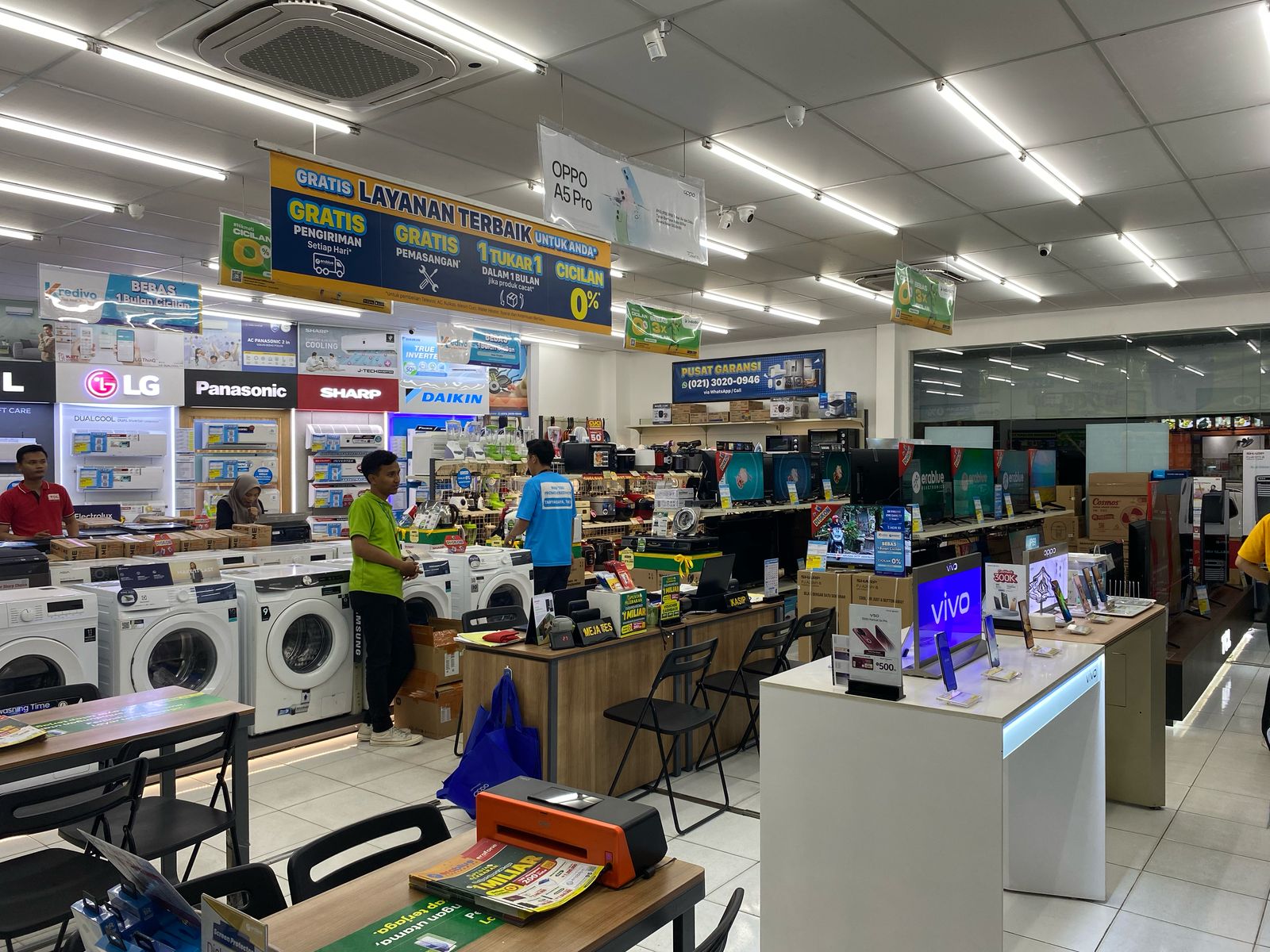 Mall Baru vs Tradisi Parcel Lebaran: Siapa yang Akan Menang di Cilacap?